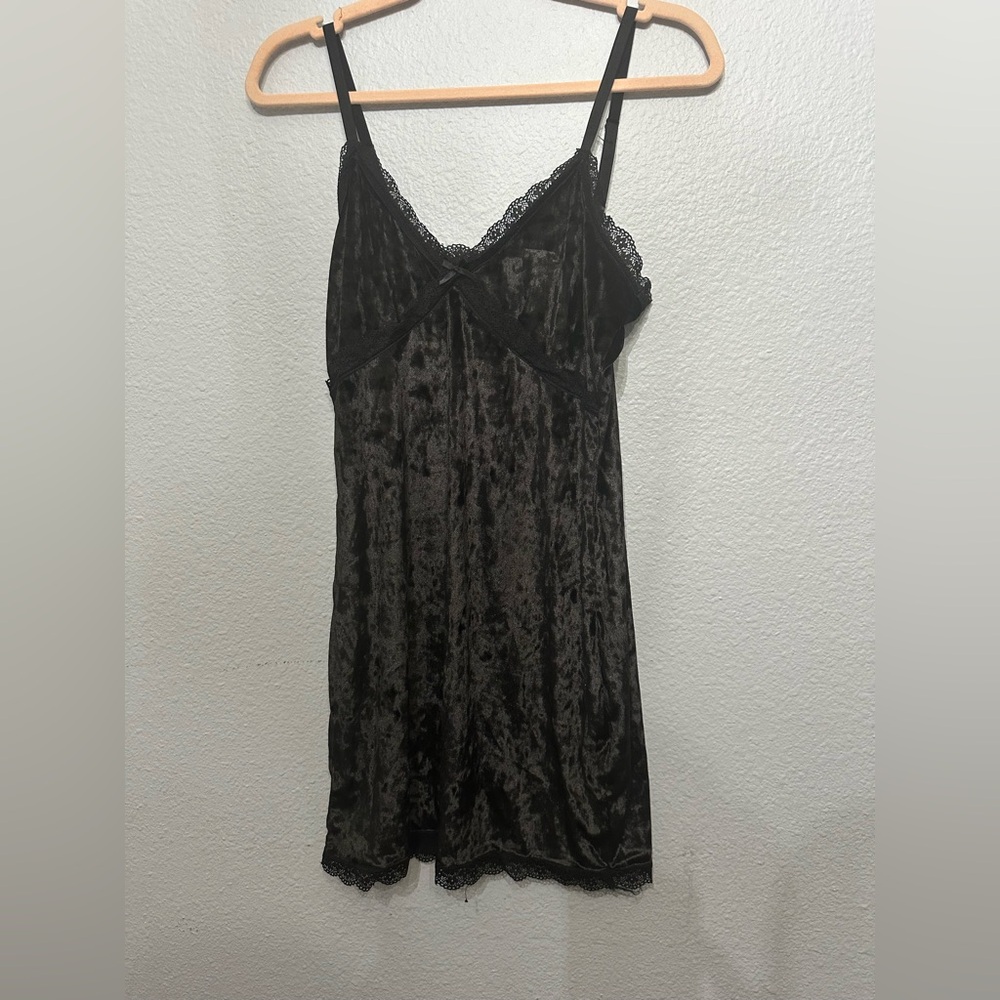 H&M Black Velvet Chemise with Lace Detail